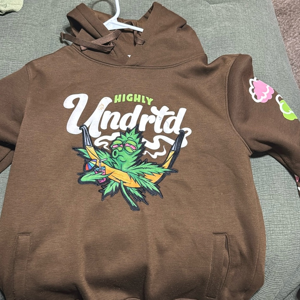 This is a gently used hood Great condition